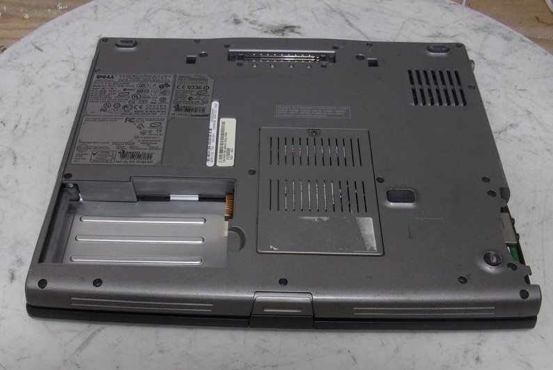 DELL LATITUDE D530 PP17L Laptop Intel CORE2 DUO T7250 2GB SEE NOTES