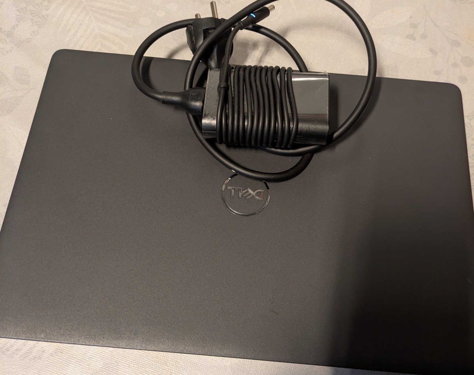 DELL Latitude 3410 Intel® Core™ i5-10310U (14″) Full HD 8GB 256GB Laptop