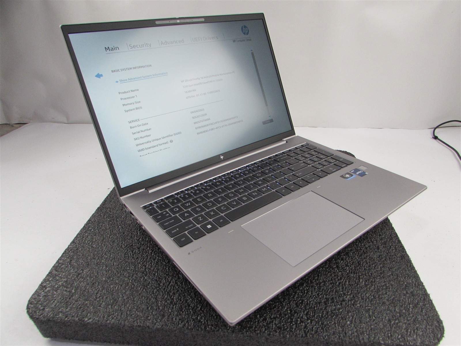 HP ZBOOK FIREFLY 16 (G9) 1920X1080 FHD I7-1265U 512GB SSD 16GB RAM NO O.S