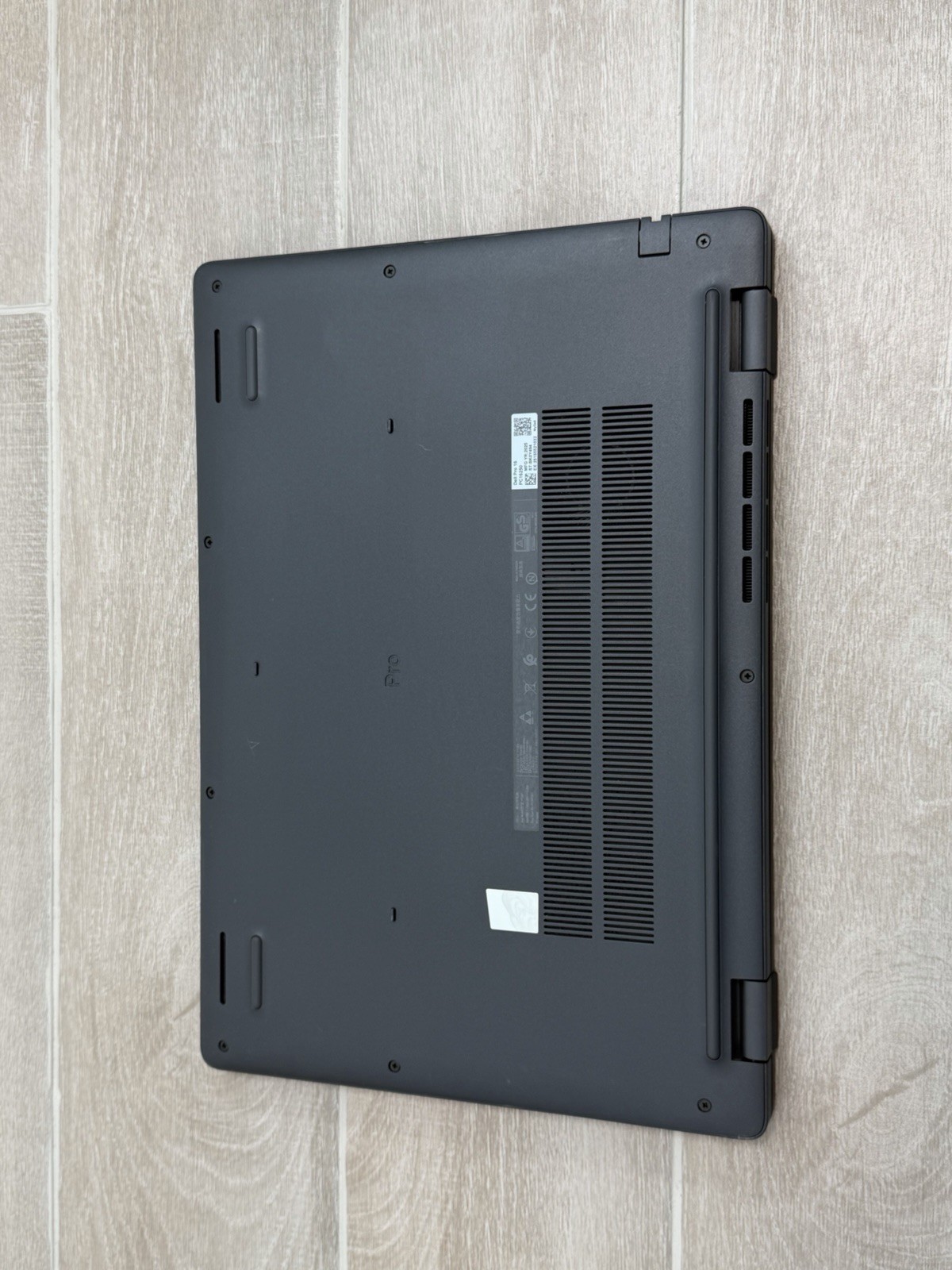 Dell Pro 16 PC16250 16″ WUXGA Laptop Core 5 120U 16GB RAM 256GB NVMe SSD Win-11