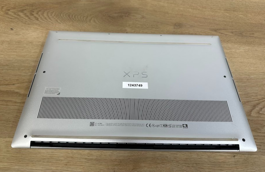 Dell XPS 15-9510, Core i9 11900H, 32GB DDR4, RTX 3050 Ti, 512GB SSD 2020