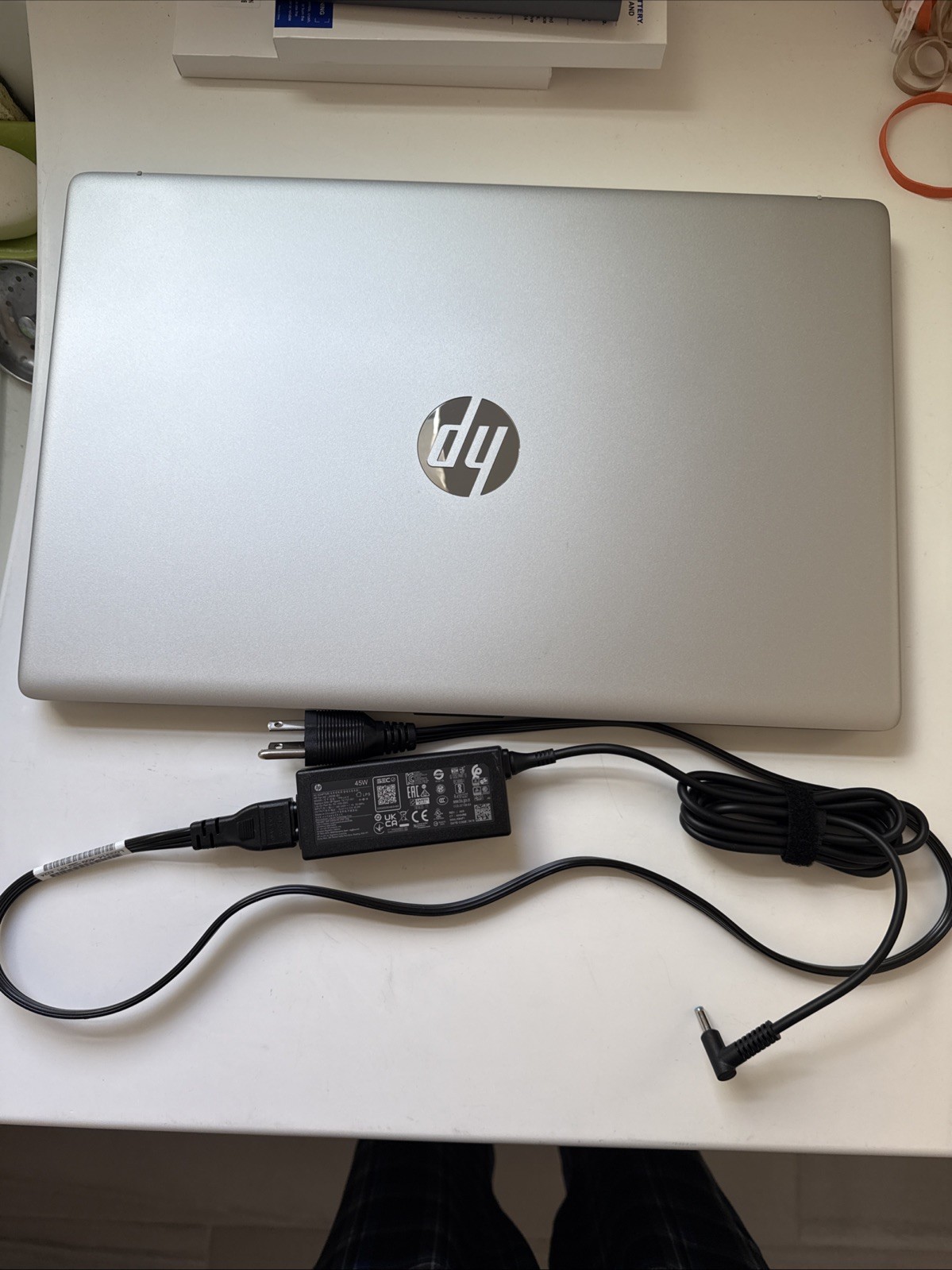 HP 17.3″ Full HD Laptop AMD Ryzen 5 7520U- 8GB Memory 512GB SSD Natural Silver