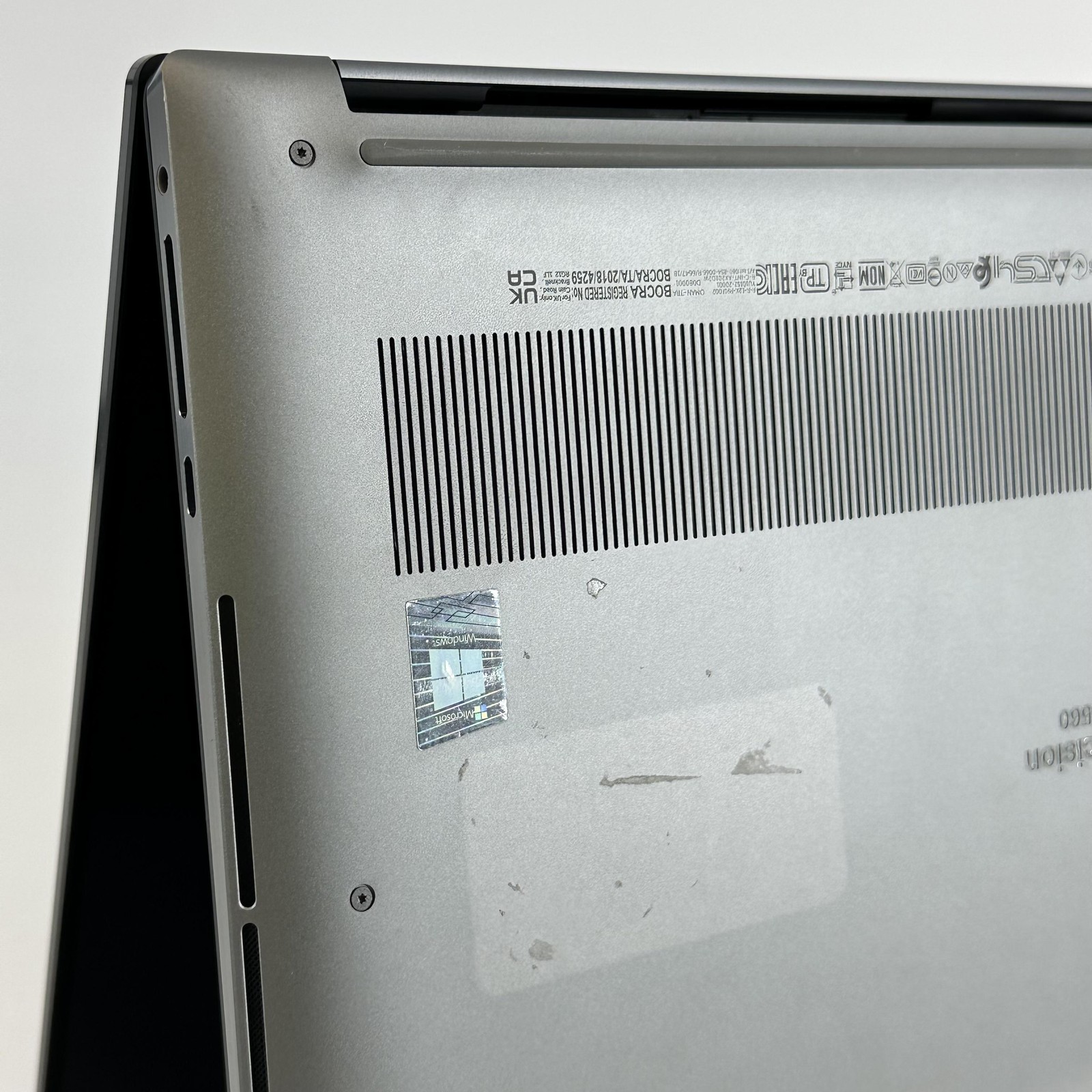 Dell Precision 5560 15.6 UHD+ TOUCH i9-11950H 2.60GHz 64GB 1TB SSD RTX A2000