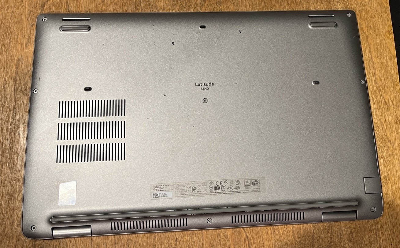 Dell Latitude 5540 15.6″ Touch i7-1355U 13th Gen 32GB 512GB NVMe Win 11 Pro-1Z