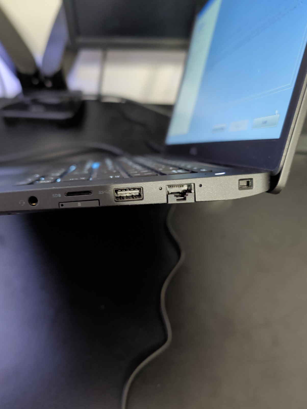 Dell Latitude 7490 I7-8650U Laptop 16gb Ram 256gb Ssd
