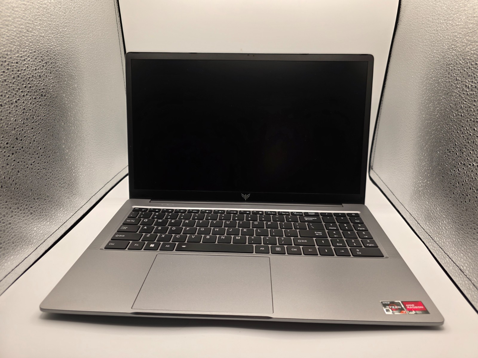 Maibenben Powerful Ryzen 7 – 16GB RAM, 512GB SSD, Win 11 Pro – Fast Performance