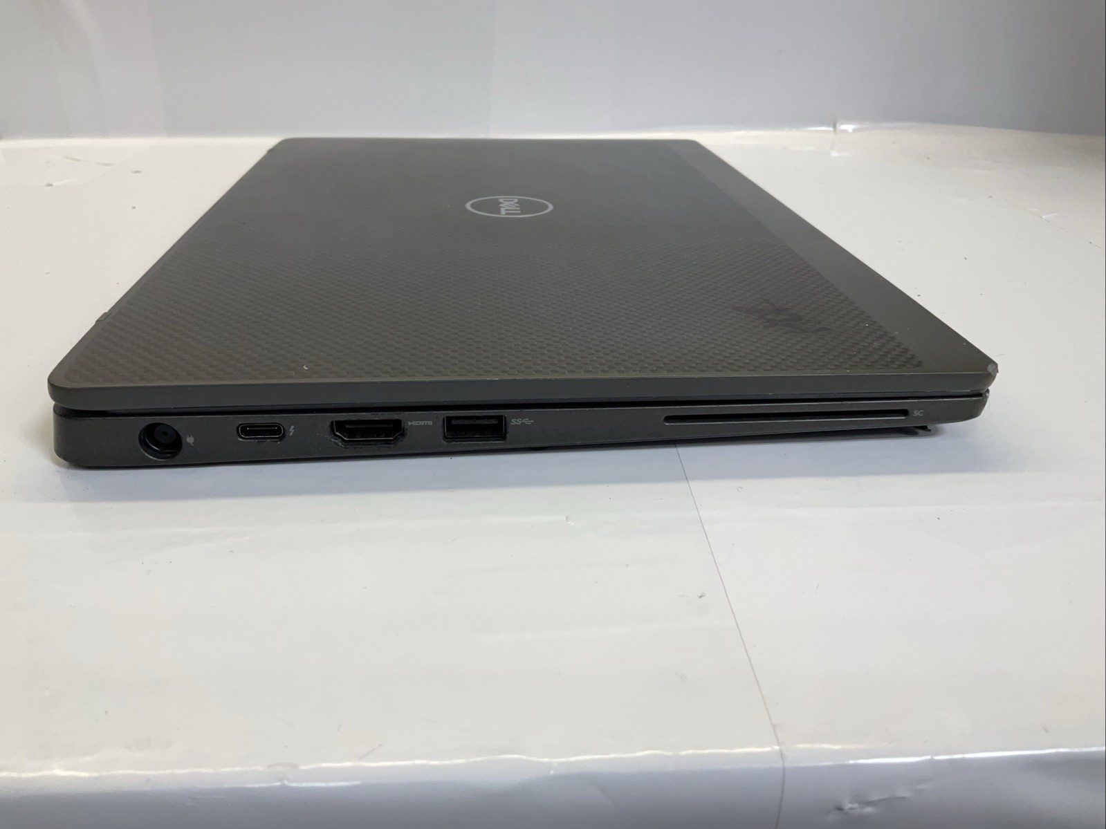 Dell Latitude 7300/ i7-8th Gen/ 16GB RAM/ 128GB SSD/FHD/W11/AC(131F)