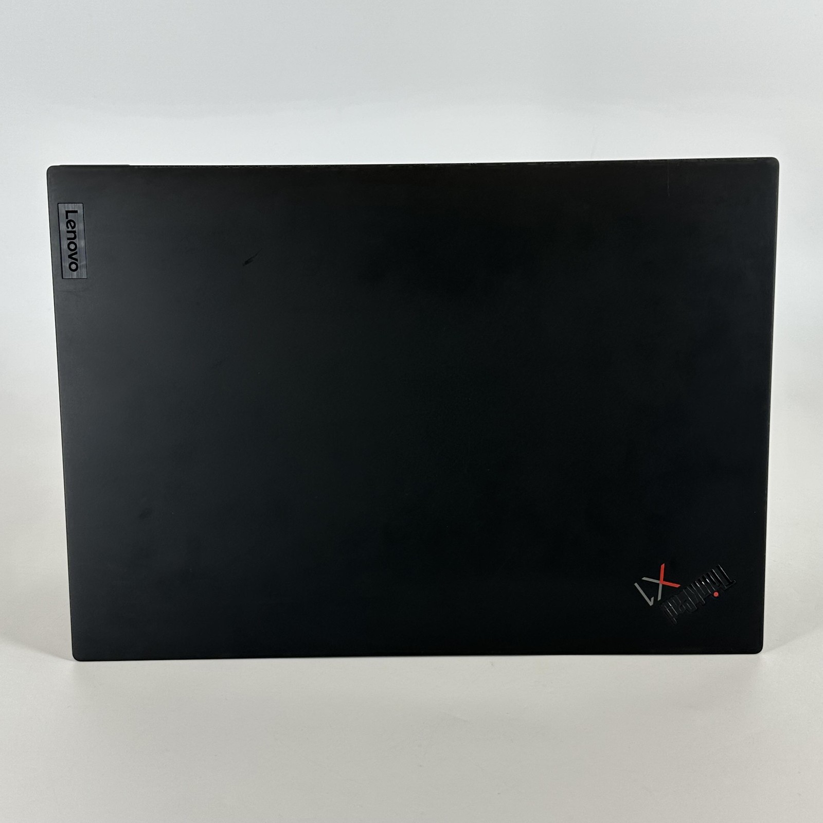 Lenovo ThinkPad X1 Carbon Gen 10 14 FHD+ 1.7 GHz i5-1240P 8GB 256GB SSD Good