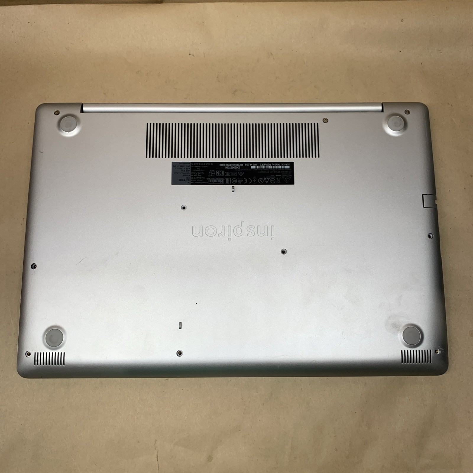DELL INSPIRON 5570 INTEL CORE i5-8250U@3.2GHz, No SSD, No OS