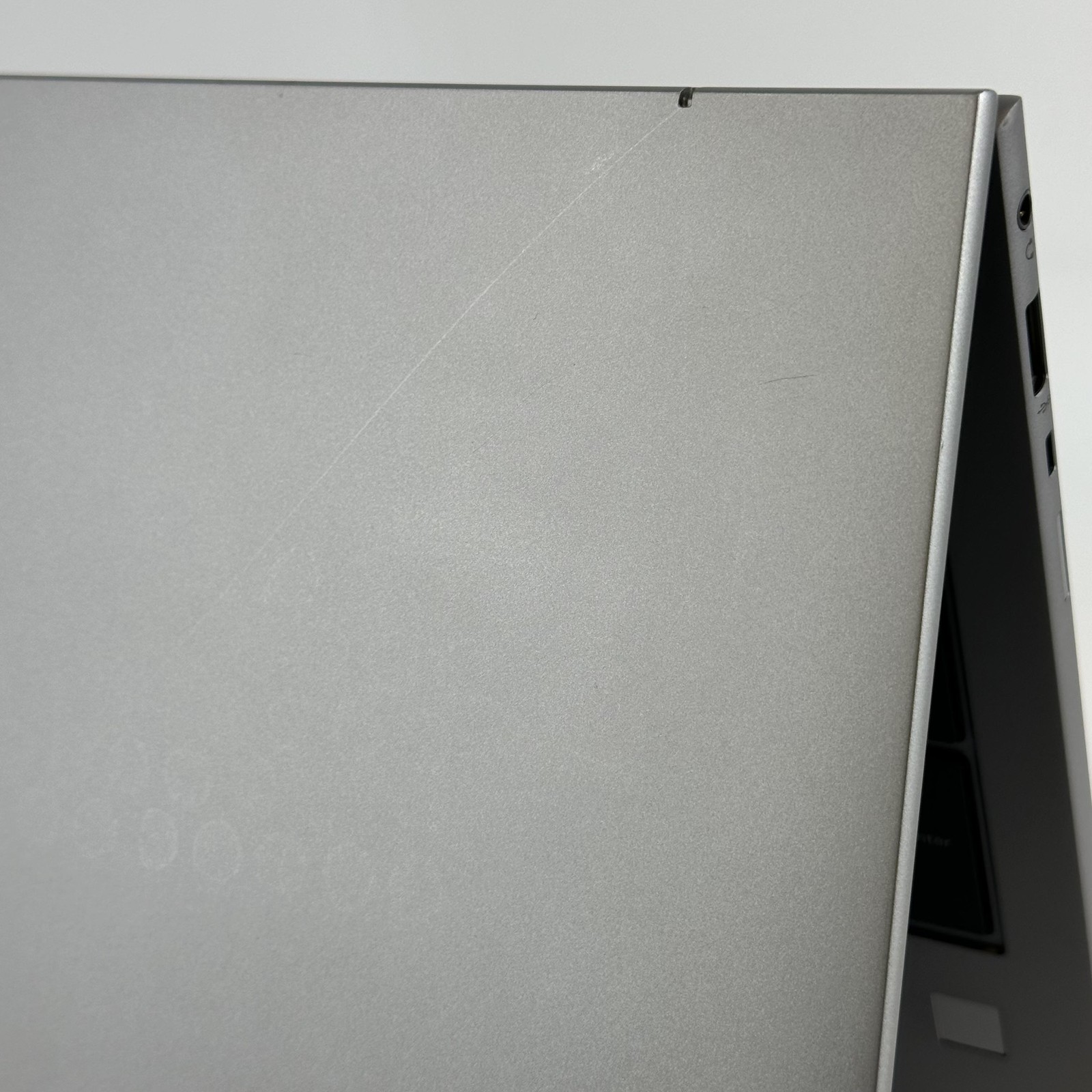 HP ZBook Firefly 16 G9 Gray FHD+ 2.2 GHz i7-1270P 16GB RAM 512GB SSD Good