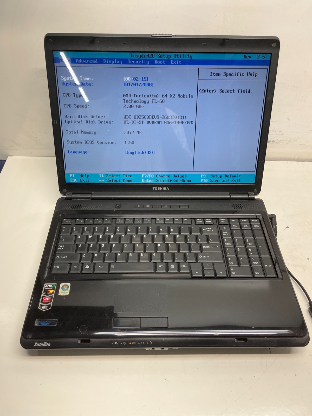 Toshiba Satellite L355D-S7825 AMD Turion 64 X2 2.00GHz NO HDD