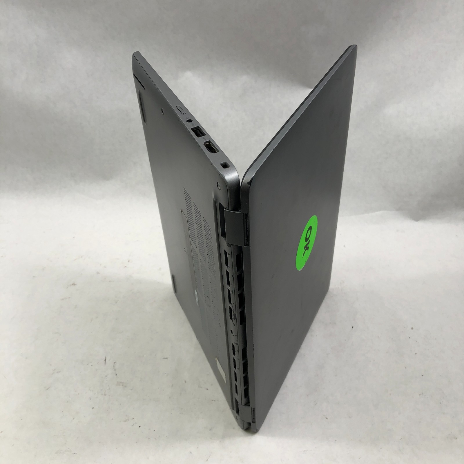 Dell Latitude 5340 13″ Laptop Intel Core i5-1345U 2.57GHz 16GB RAM NO SSD