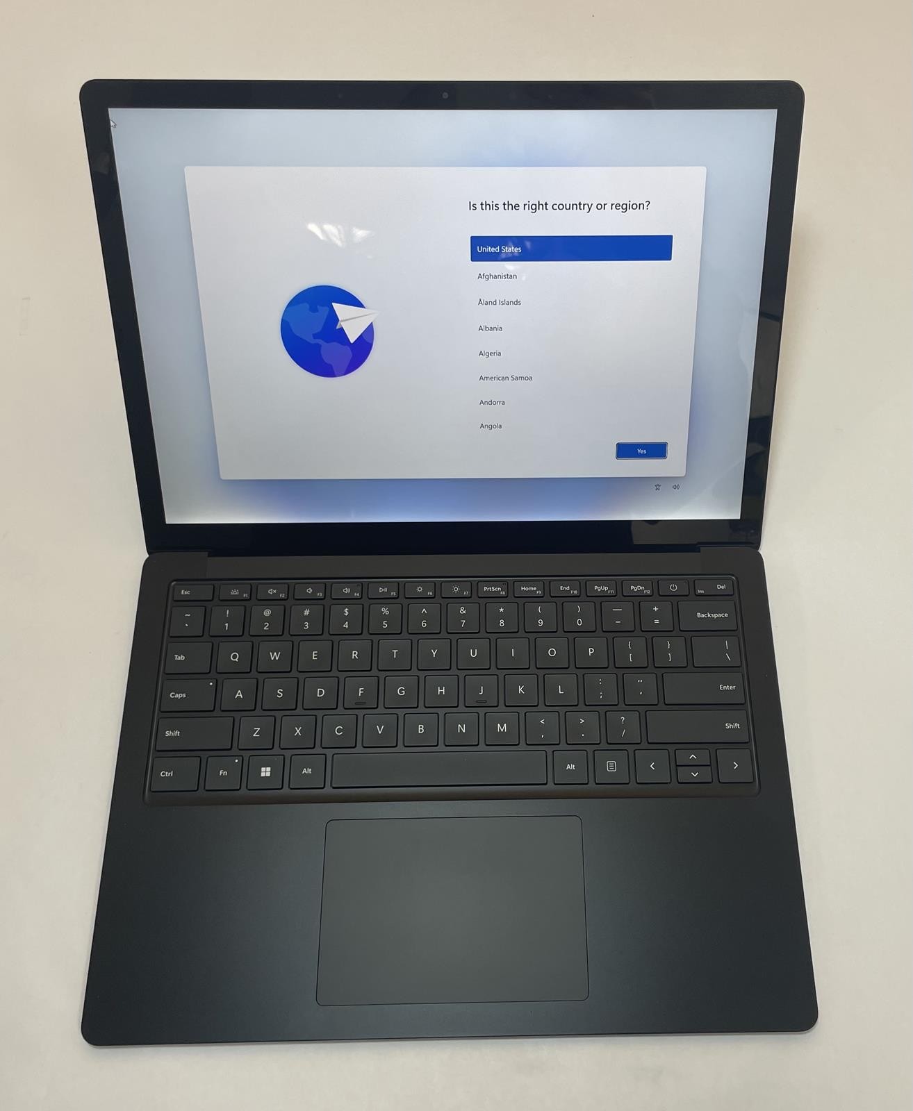 MICROSOFT Surface Laptop 5 13.5″ Core i7 1265U 16GB 255GB NVMe WIN11 -SEE PHOTOS