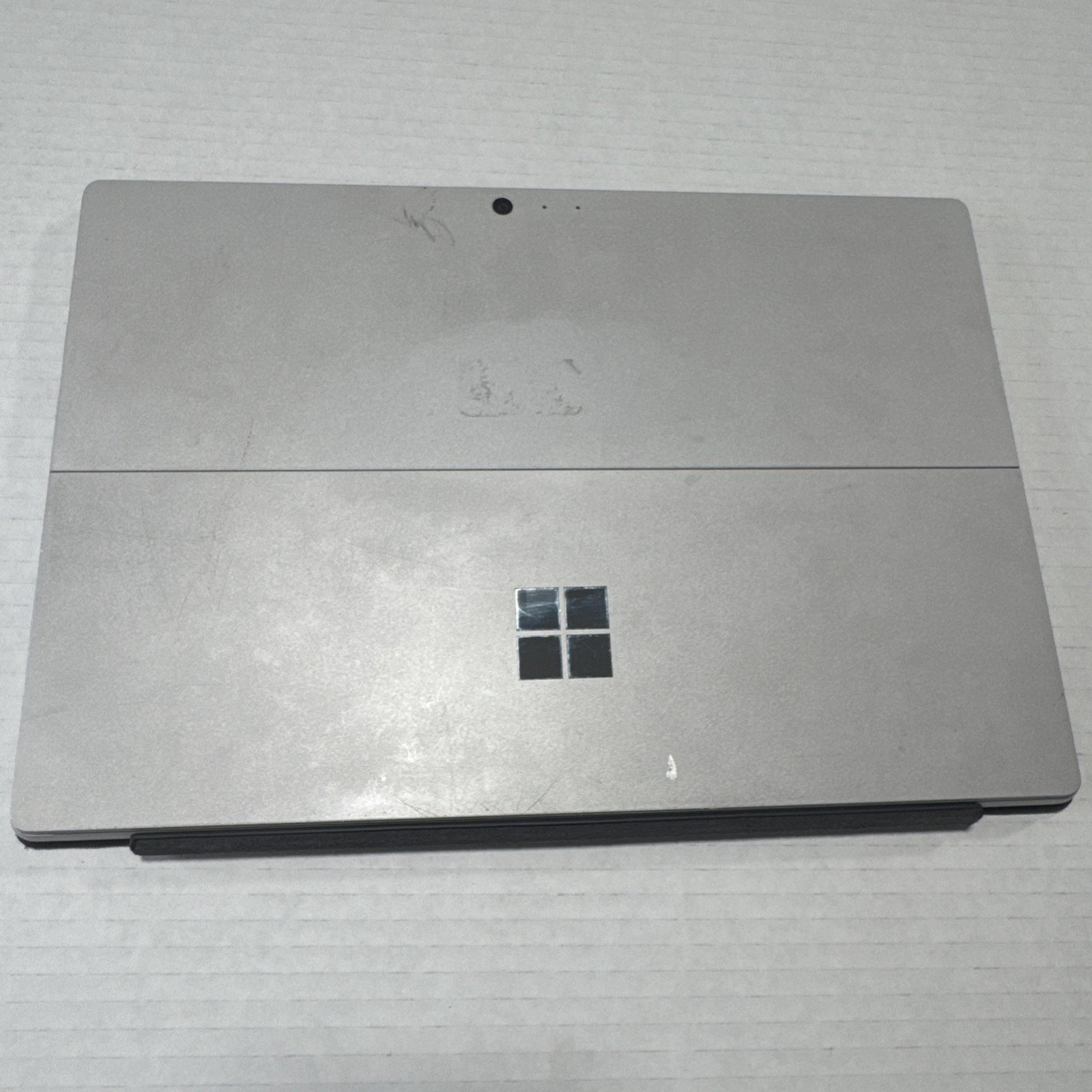 Microsoft Surface Pro 1796 (no Charger)