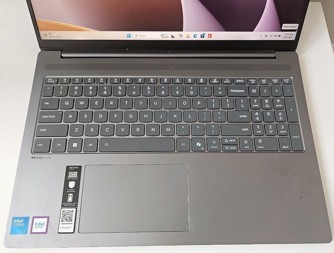 Slim 5 16IRH10R 16-inch Ultra 5 210H 16Gb RAM 512Gb NVME Win 11 Pro Warranty