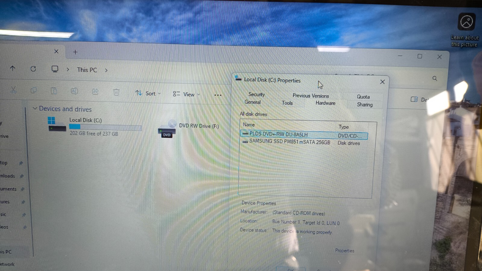 Dell Inspiron 5555 15″ Amd- A8-7256 6GB / 256 Gb SSD DVD Win11 home