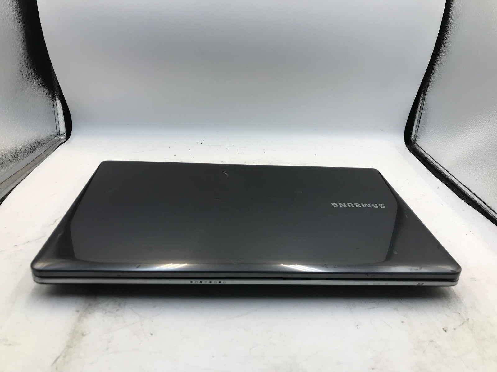 Samsung 350V Intel Core i5-3210M 15.6″ Laptop-DOES NOT POWER -MZ