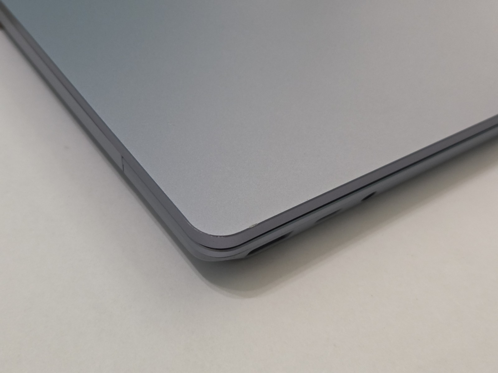 Microsoft Surface Laptop Go 12.4″ Intel i5-1035G1 8GB 128GB SSD 1943 – Ice Blue