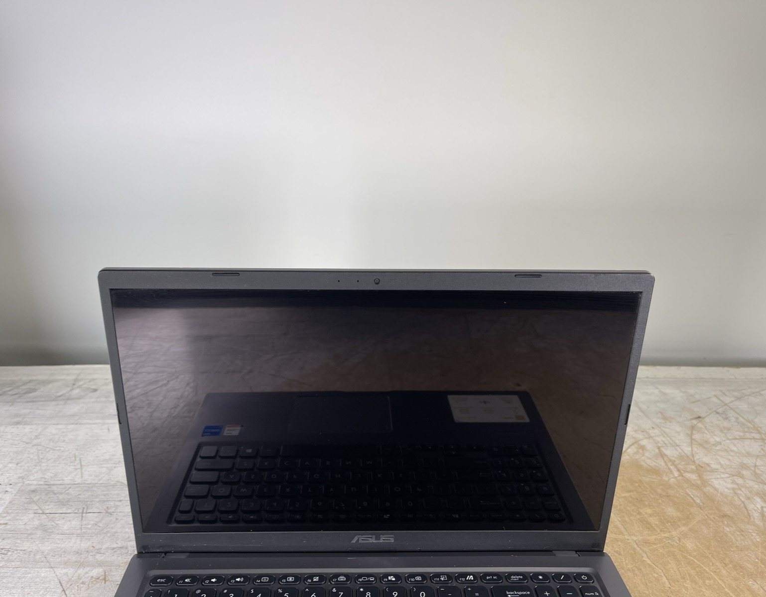 ASUS VIVOBOOK R565E i5-1135G7 @ 2.40GHz, 20GB RAM, NO HDD/OS