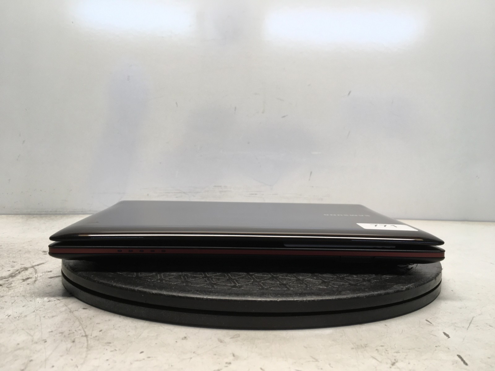 Samsung NP-N150-JA01US Intel Atom N450 1.66GHz 1 GB NO HDD