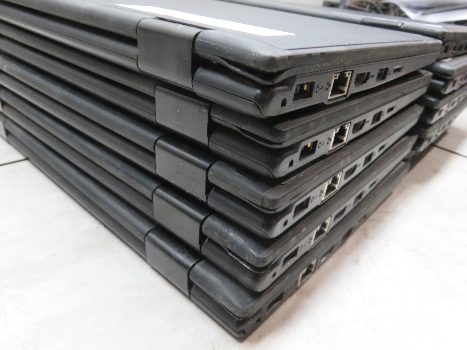 LOT OF 10 Lenovo ThinkPad Yoga 11e 11.6″ Celeron N4120 4GB 128GB SSD WIN 11 PRO