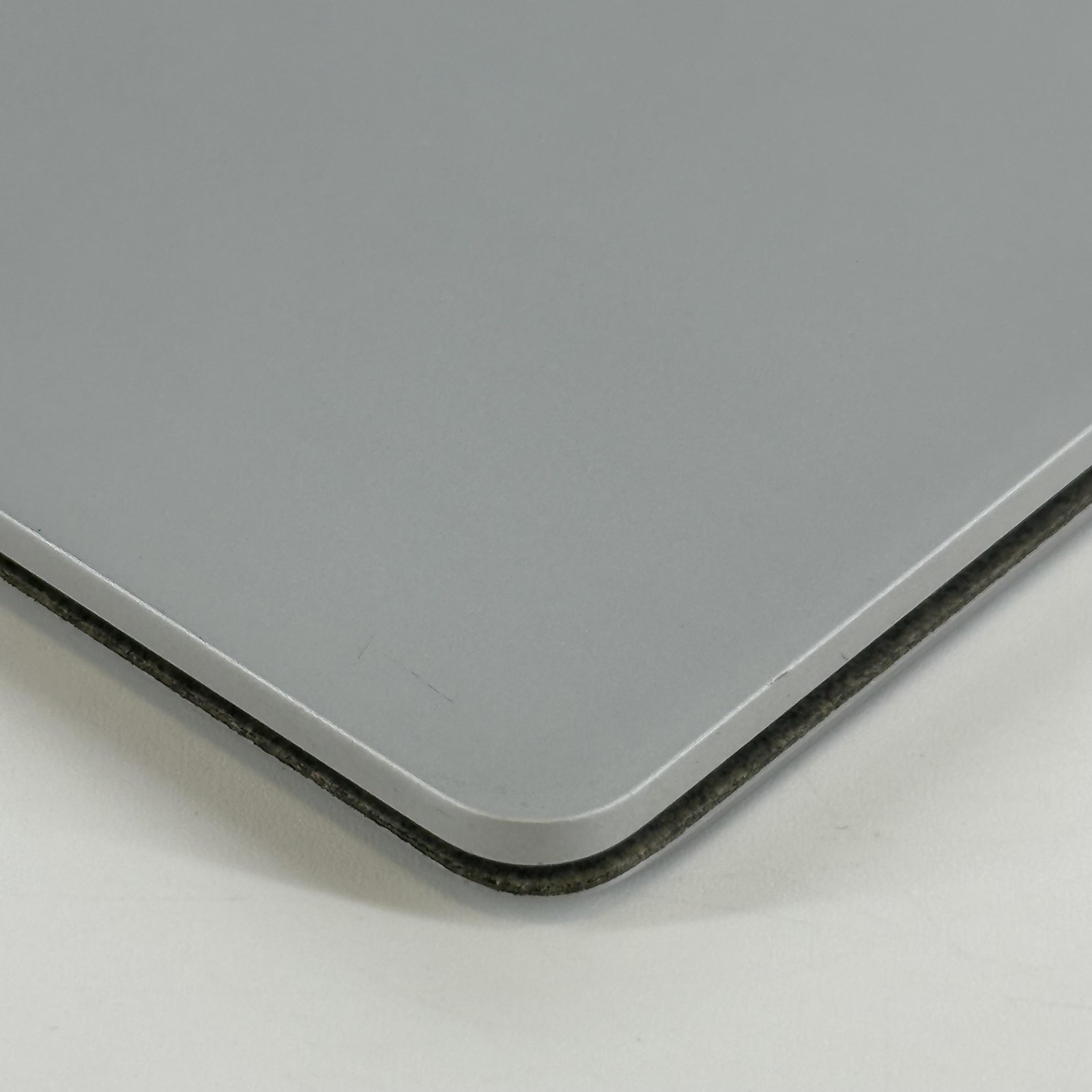 Microsoft Surface Laptop 2 13 2K TOUCH i7-8650U 1.90GHz 16GB 512GB SSD Very Good