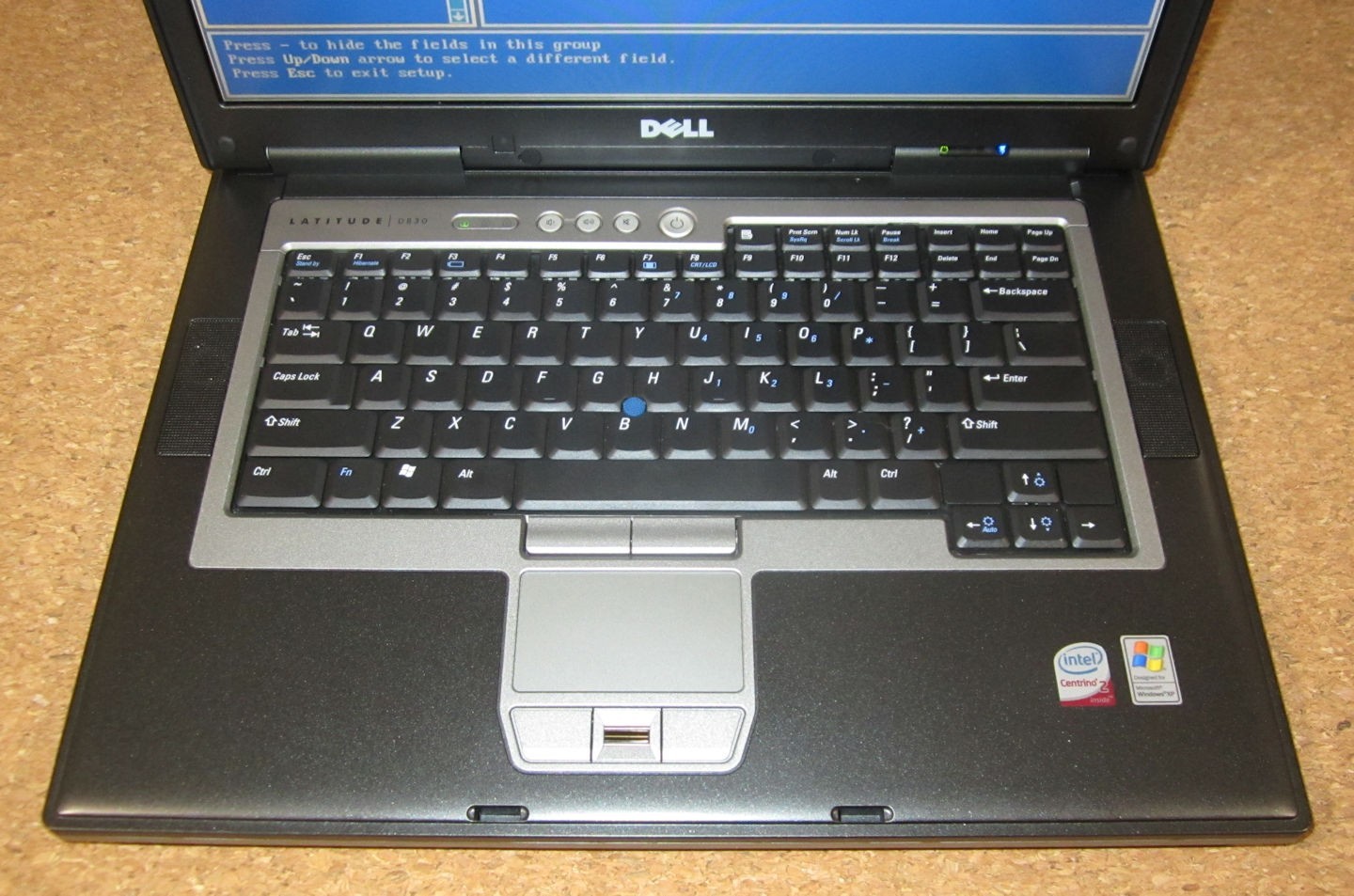 WIN XP Like NOS PRISTINE Dell D830 T9300 4gb 15.4 *NEW SSD* Serial DVDRW BT