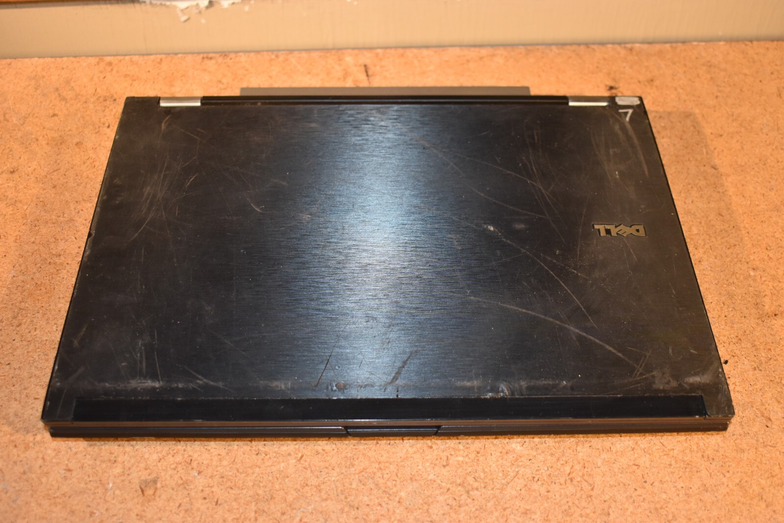 Dell Latitude E6500 Core 2 Duo 2.26GHz 3GB RAM 320GB HDD Windows XP Pro 32-bit