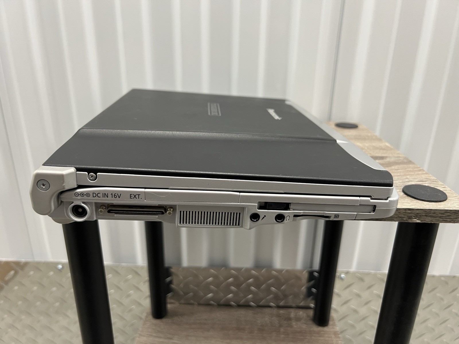 Panasonic Lets Note / Toughbook CF-F8 Core 2 Duo Widescreen Aero