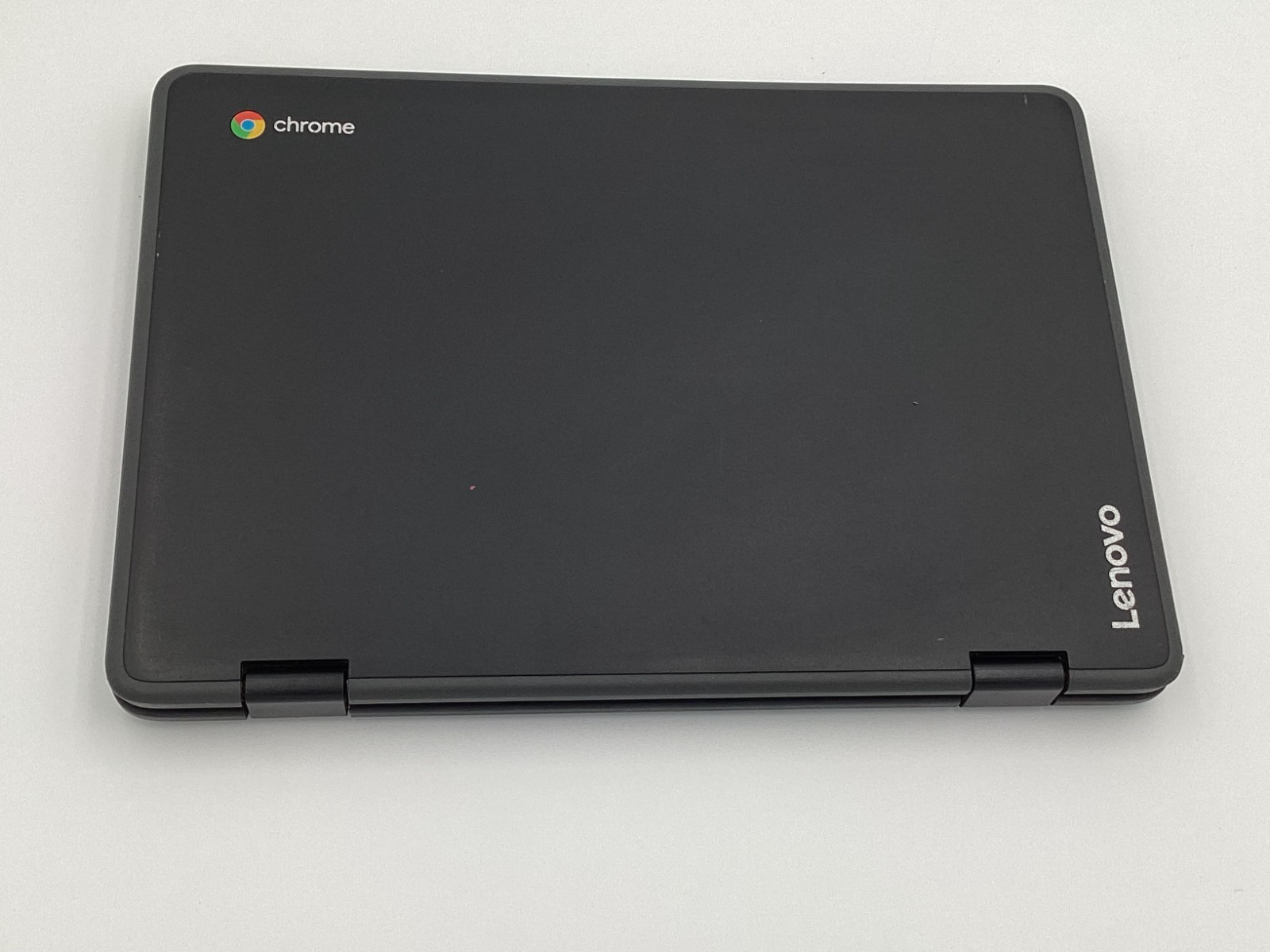 Lenovo 300e Chromebook 81H0 (11.6″ Touch, 4GB, 32GB eMMC, ChromeOS) w/ Charger