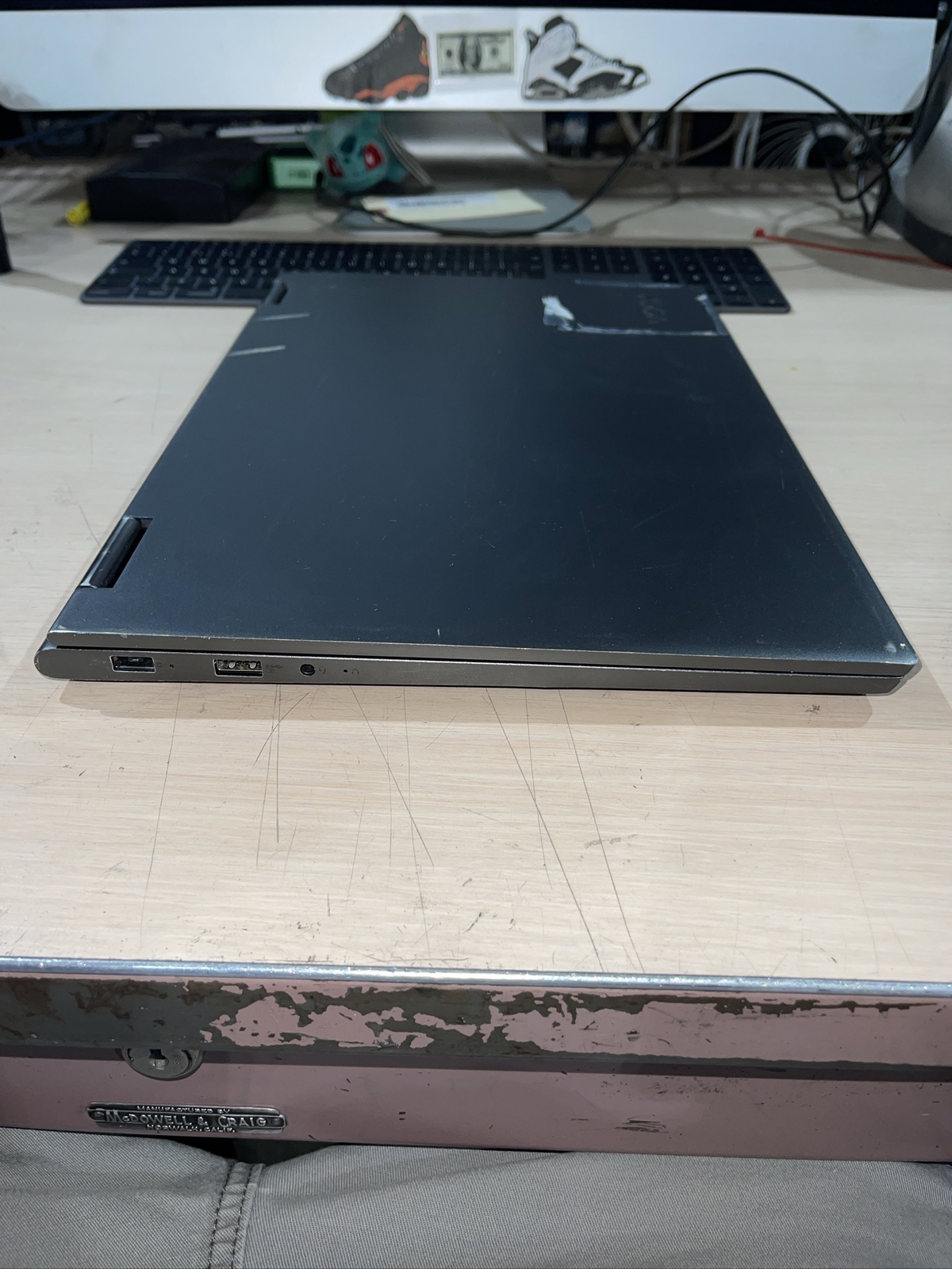 Lenova Yoga 730 15IKB i5-8250U 1.60GHZ 16GB RAM NO NHD