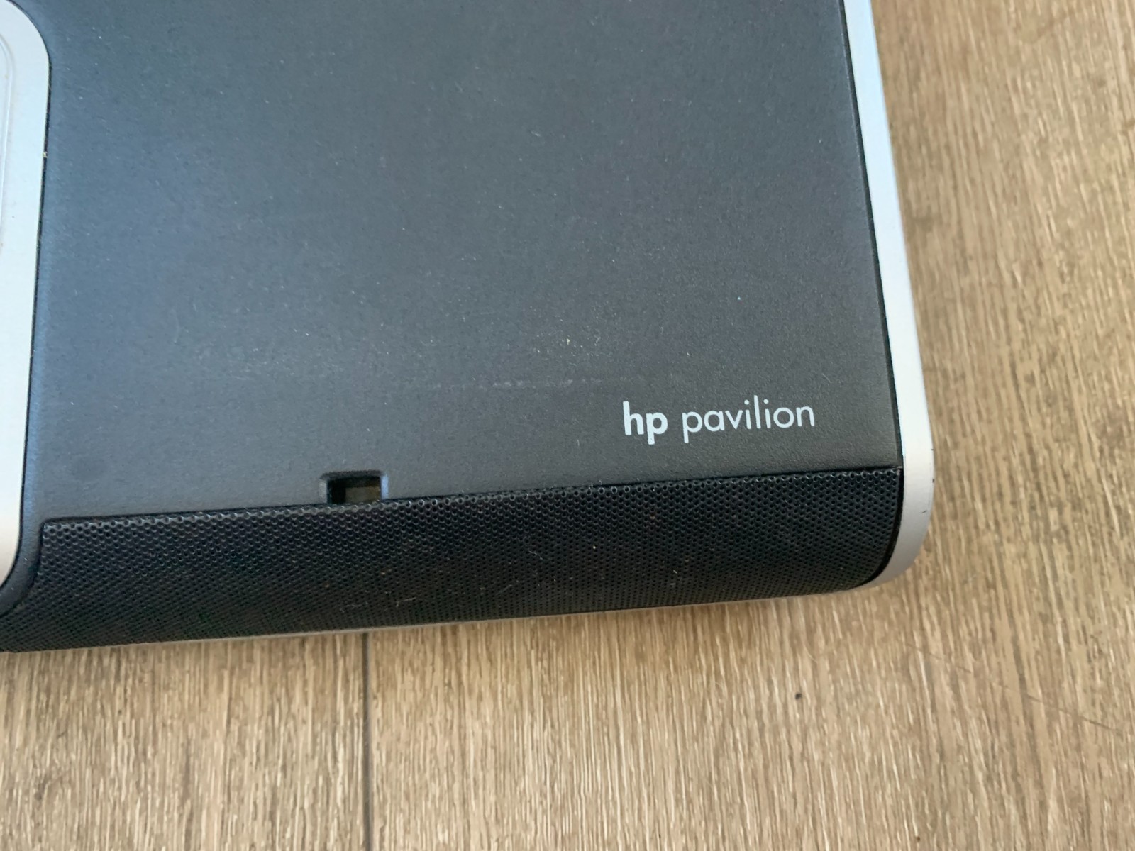 HP Pavilion zv6000 15.4″ AMD Athlon 64 2.00GHz 1.25GB RAM 80GB HDD Win Vista