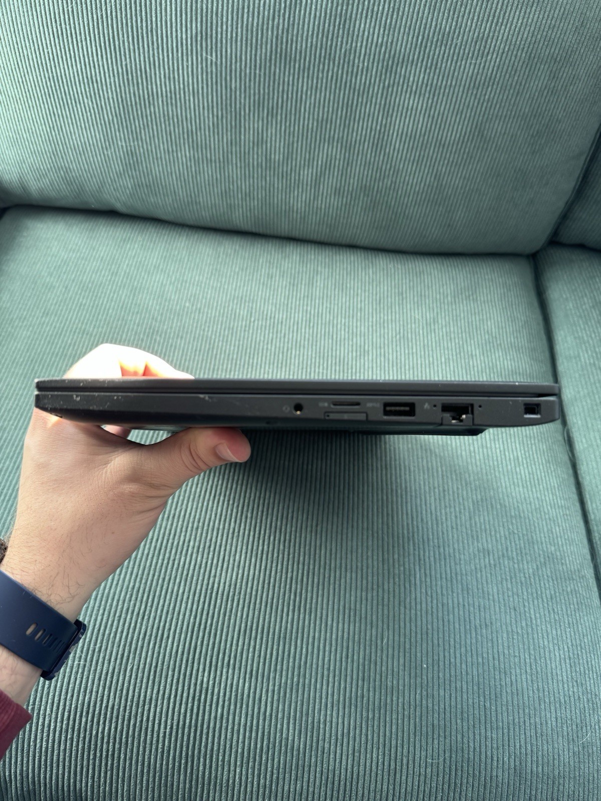 Dell Latitude 7480 14″ (256GB SSD, Intel Core i5-6300U, 2.40GHz, 8GB RAM Win10)
