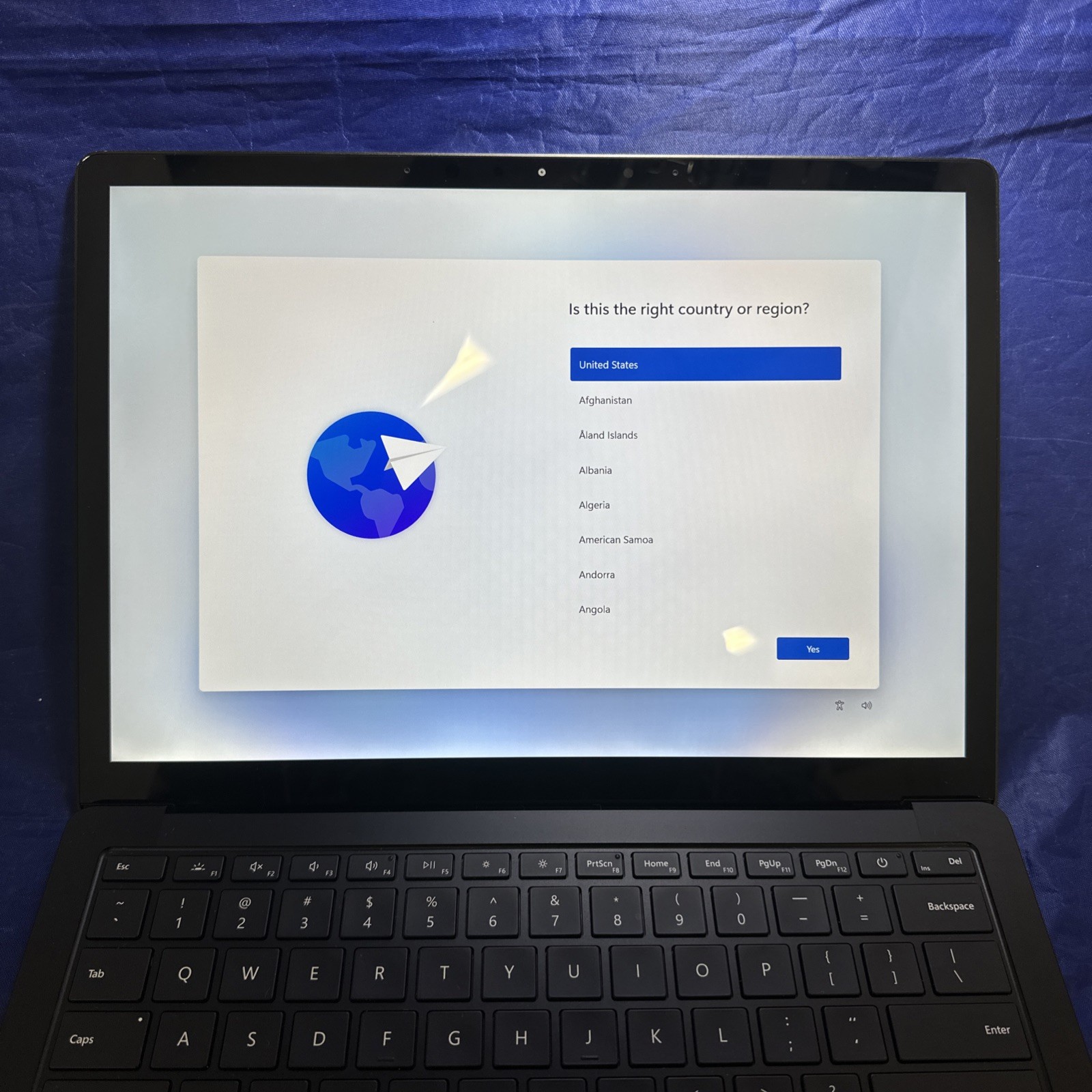 Microsoft Surface Laptop 3 13.5” 16GB 512GB i7-1065G7 1.30GHz Win 11 Pro