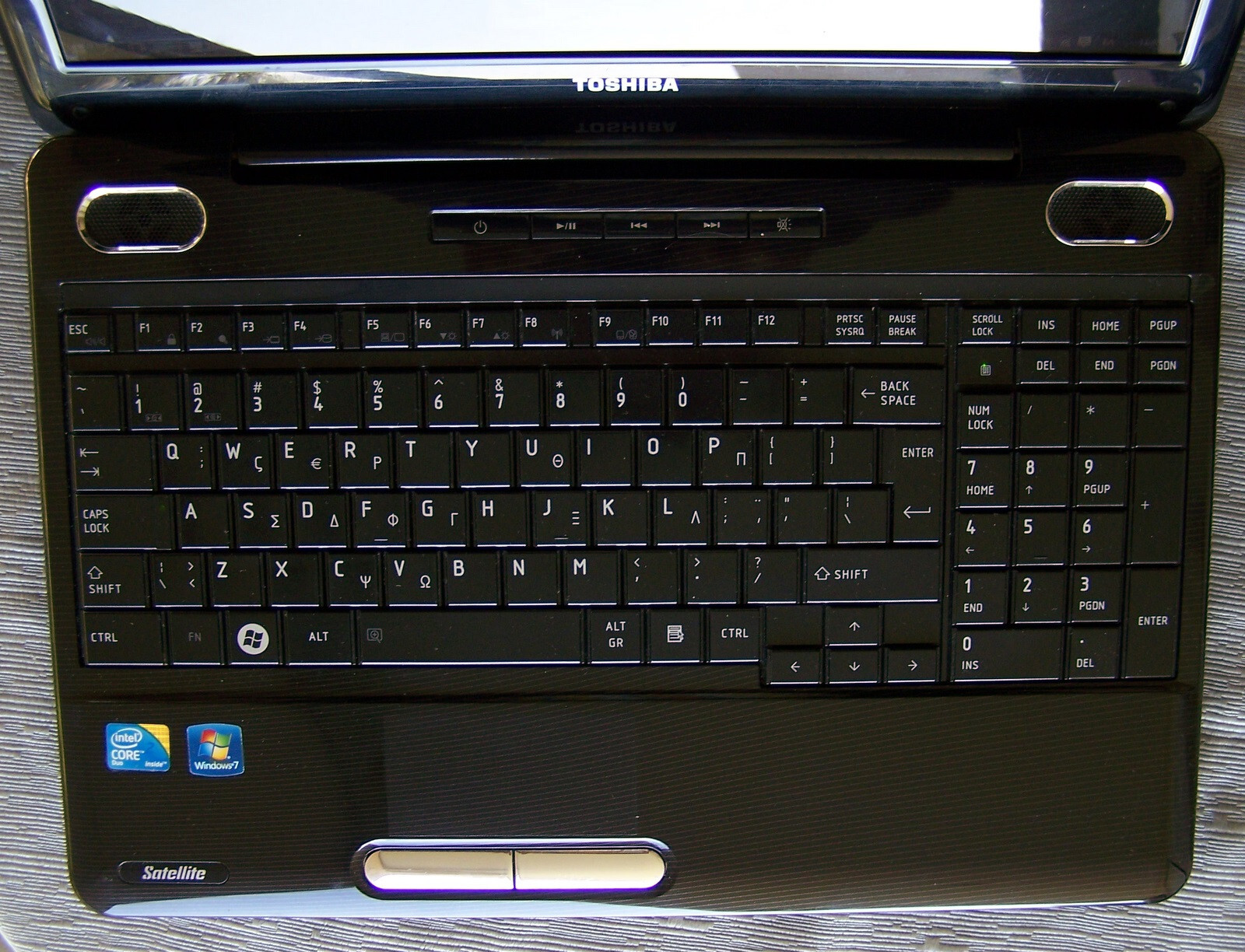 Toshiba 15.6 Satellite L505 Intel 2.4GHz 6GB 500GB Ati Radeon HD-4500 HDMI Win10