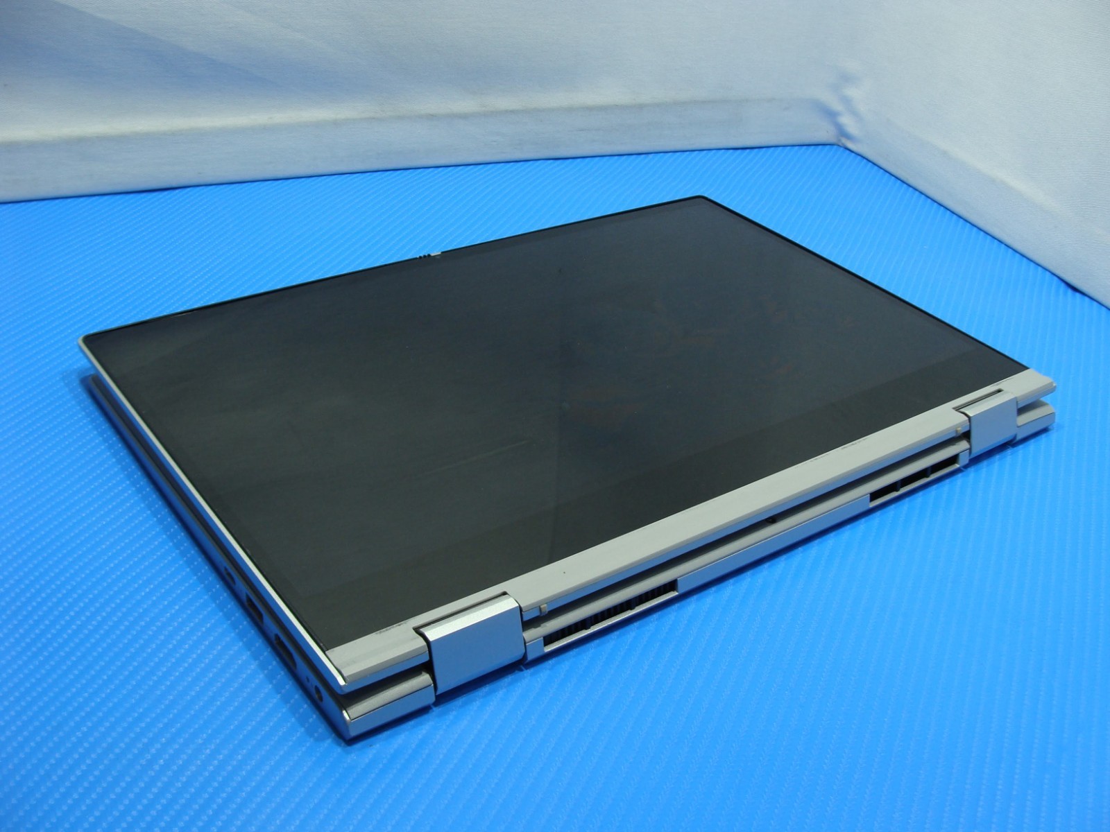 Dell Inspiron 5406 2-in-1 14″ HD Touch Core i3-1115G4 3GHz 8GB 256GB +Charger