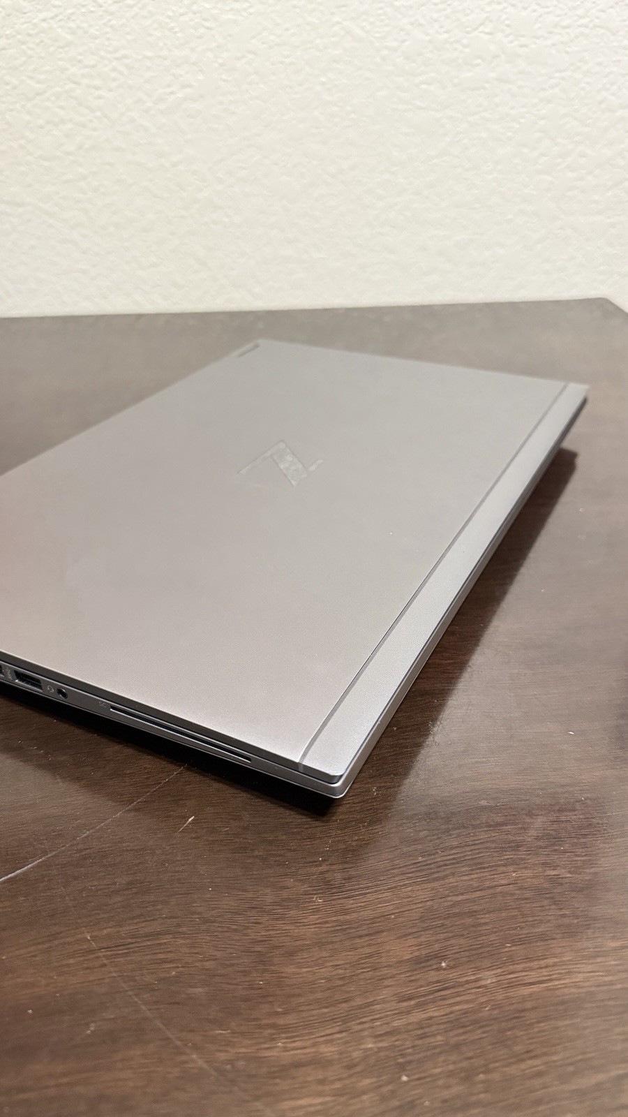 HP Zbook Fury 15 G7 15.6″ 1080p i7-10850H 16GB Ram 700GB SSD NVIDIA T2000 Max-Q
