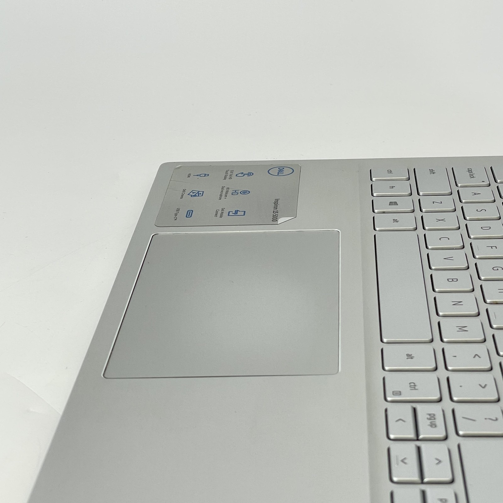 Dell Inspiron 5501 15.6 FHD TOUCH i7-1065G7 1.30GHz 16GB 512GB SSD MX330 Good