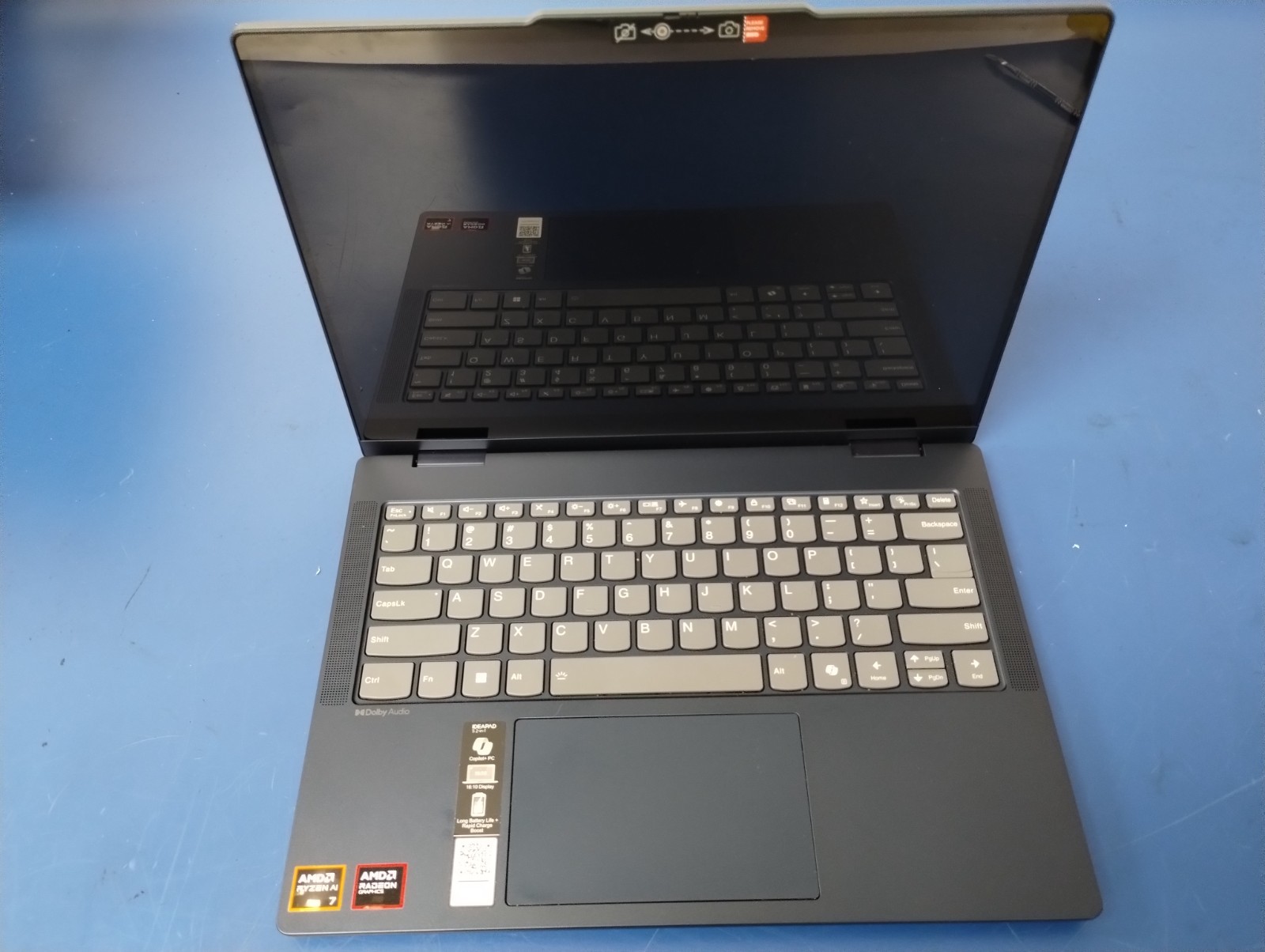 LENOVO IdeaPad 5 2-in-1 14AKP10 AMD Ryzen AI 7 350, 2.00 GHz 16 GB RAM 1 TB NVMe