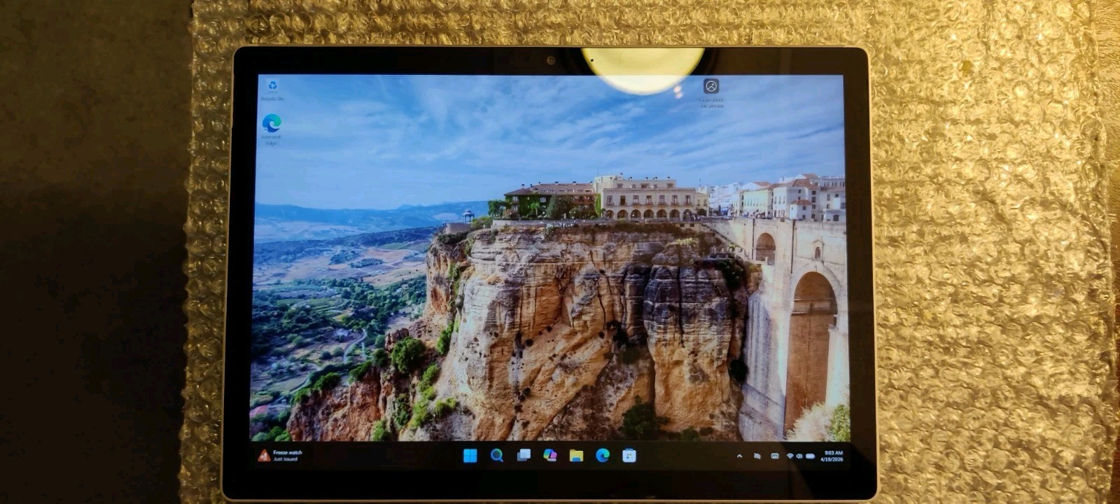 Microsoft Surface Book 2 13.5″ i7|8|256GB Tablet ONLY