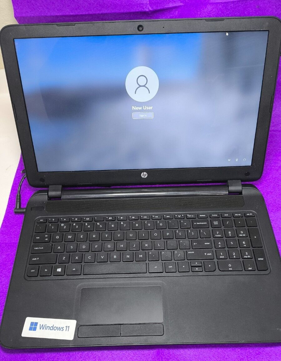 HP 15-1387wm 15.6″ Touchscreen ( AMD A8 @ 2.20GHz, 4GB Ram, 500GB HDD ) Win 10