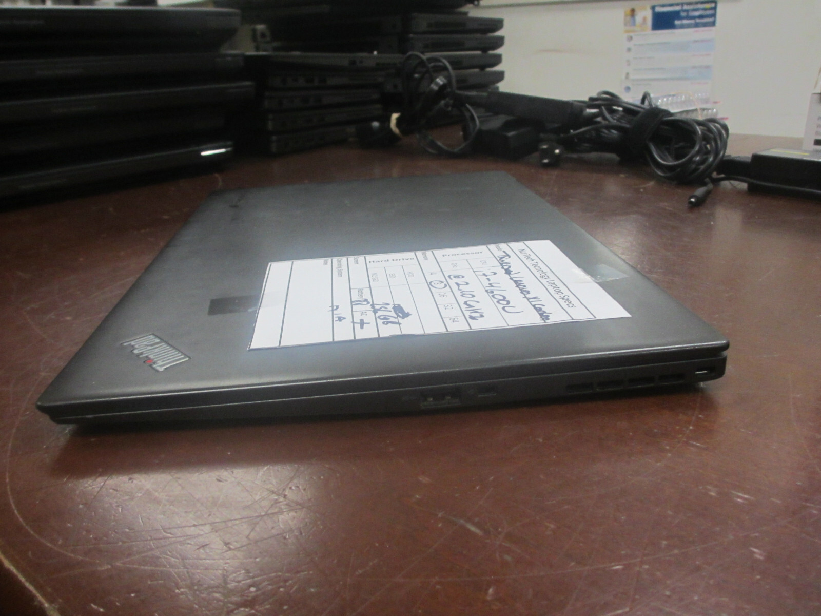 Lenovo ThinkPad X1 Carbon 2.10Ghz i7-4600U 8GB 256GB SSD Laptop w/ AC [NO OS]