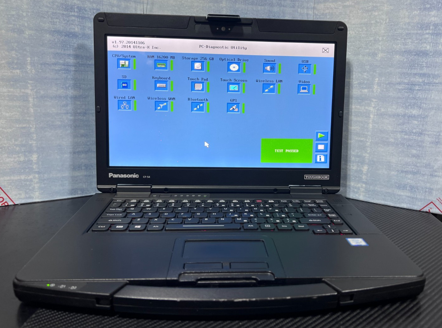 CF-54J2487VM, i5-7300U @2.60GHz, 256GB SSD M.2, 16GB, TOUCHSCREEN, 4G LTE, 4240H