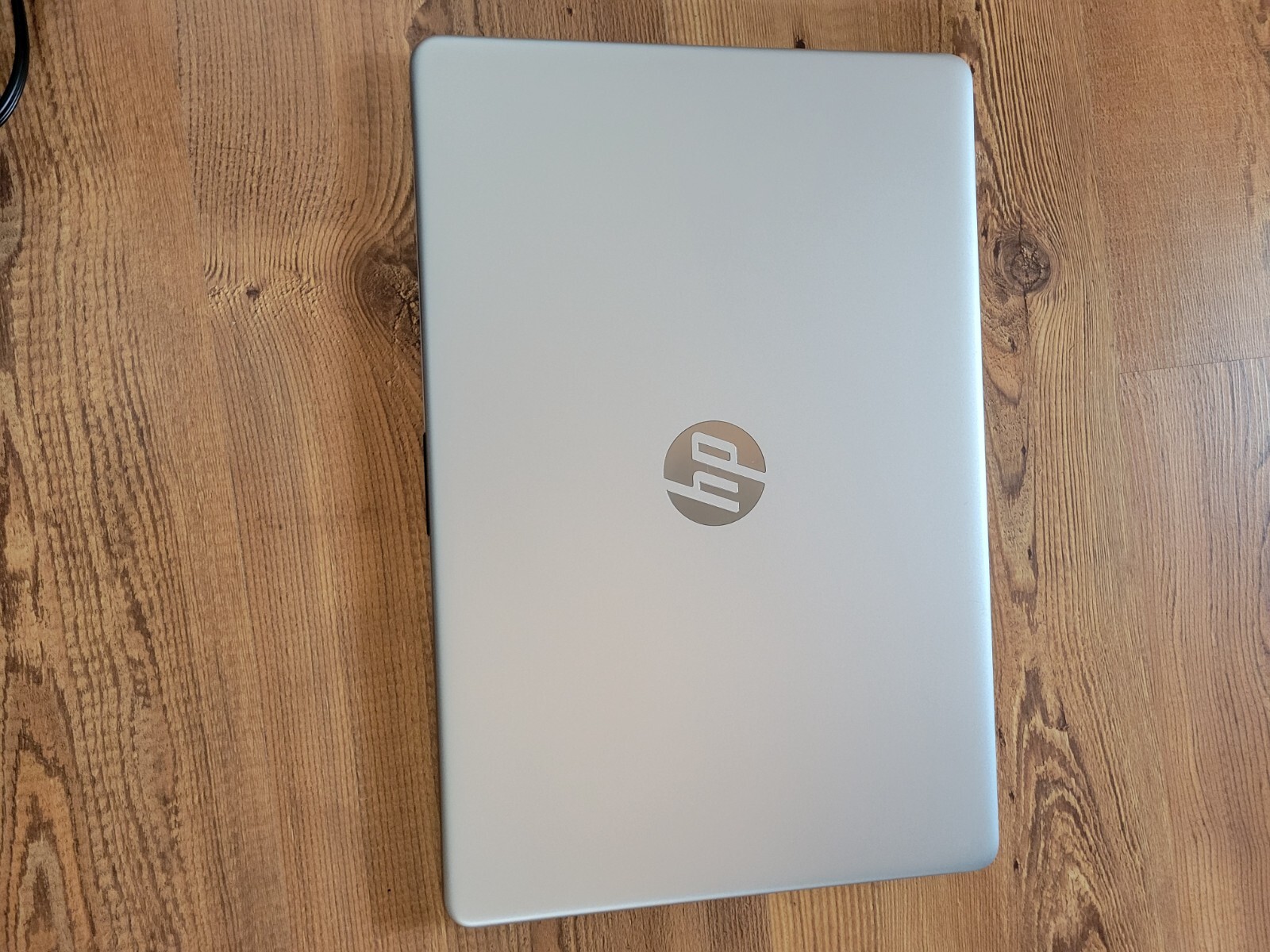 HP laptop 15-dy0025tg in silver-used