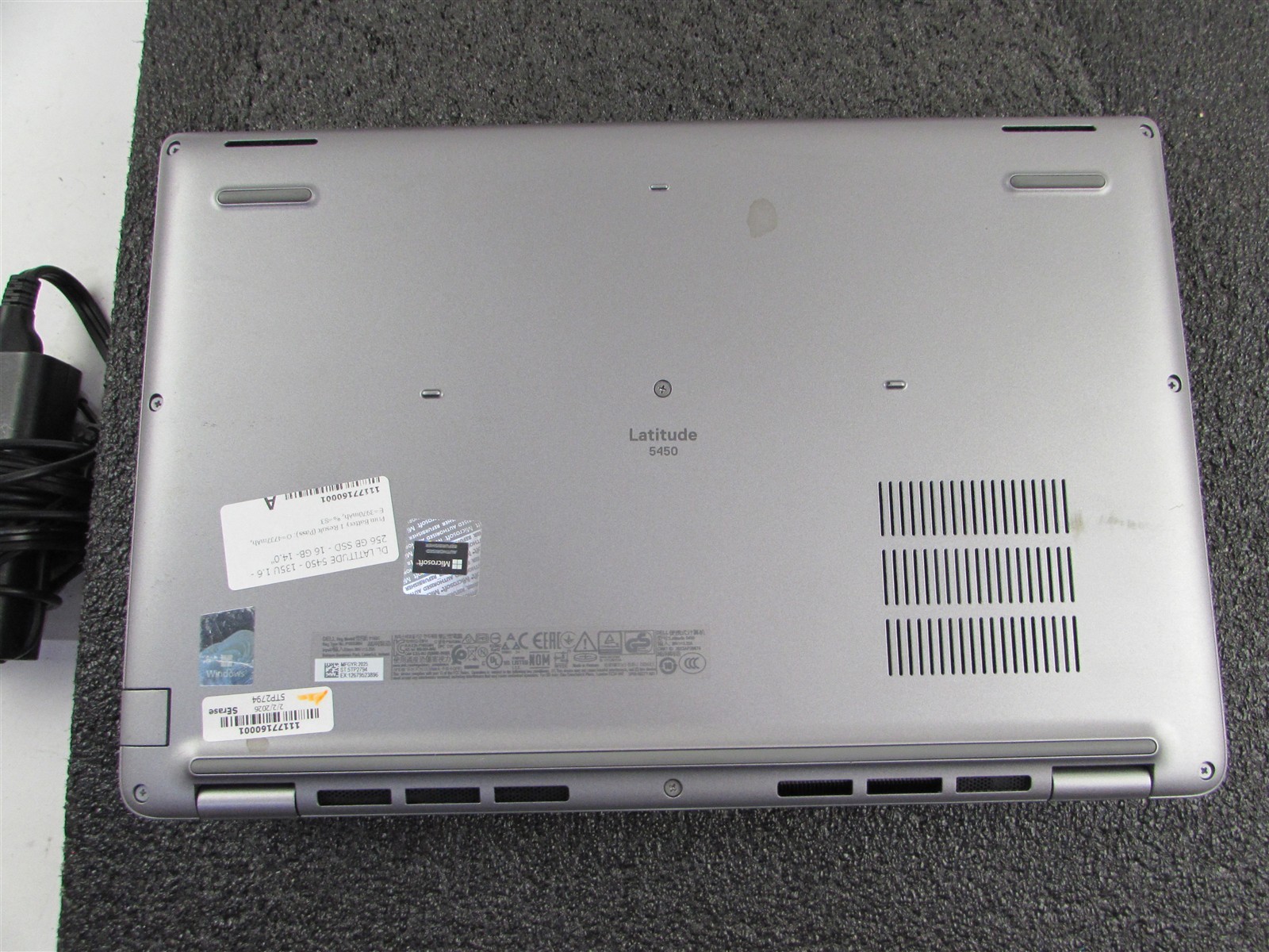 DELL LATITUDE 5450 1920X1080 FHD CORE ULTRA 5 135U 256GB SSD 16GB RAM NO O.S