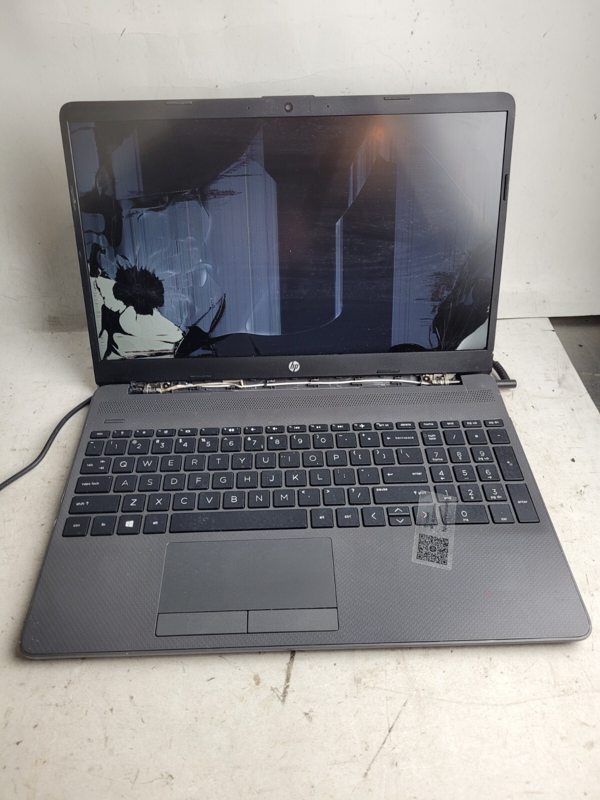 HP 255 G8 w/AMD Ryzen 3 3250U, 4GB RAM, 15″ Laptop for Parts #1866