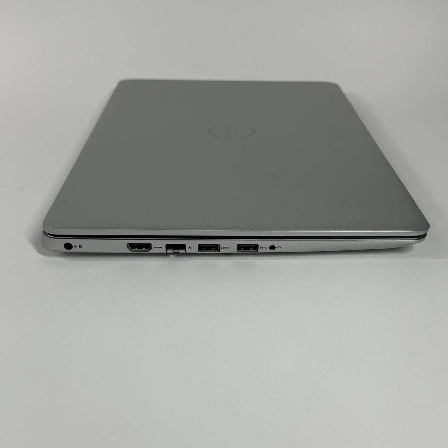 Broken Dell Inspiron 15 5584 15.6″ i5-8265U 1.6GHz 8GB RAM 256GB SSD READ