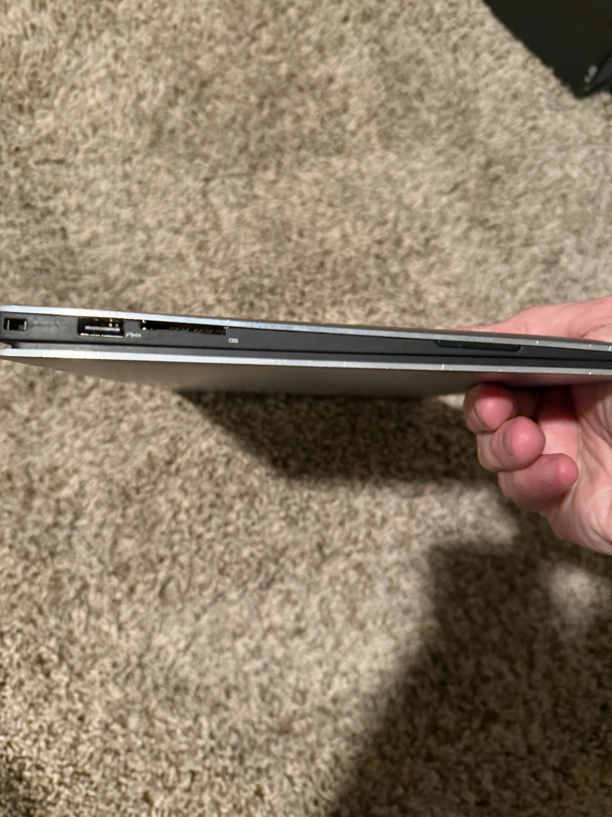Dell XPS 13 9350 i7 16GB. No SSD. Includes Charger.