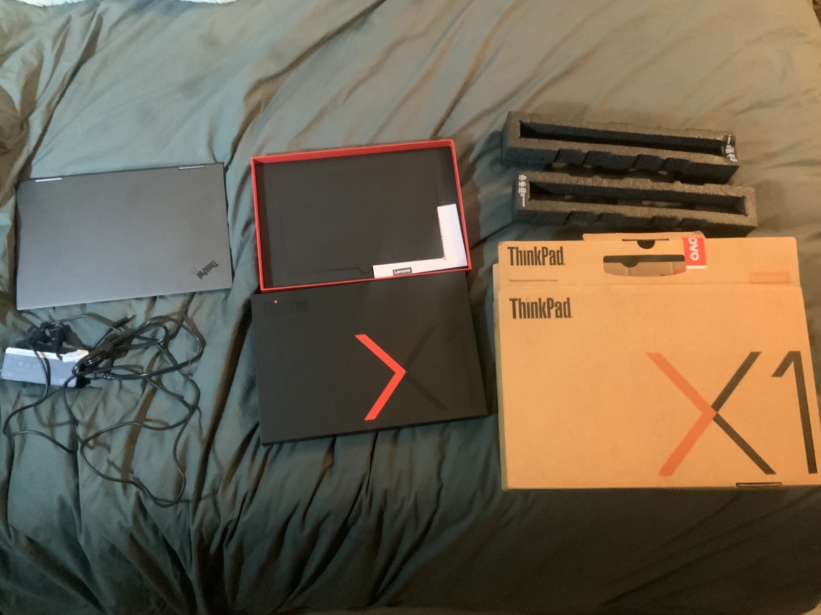 Lenovo ThinkPad X1 Yoga 4th Gen i7-10510U 16GB RAM 512GB SSD Touchscreen Windows