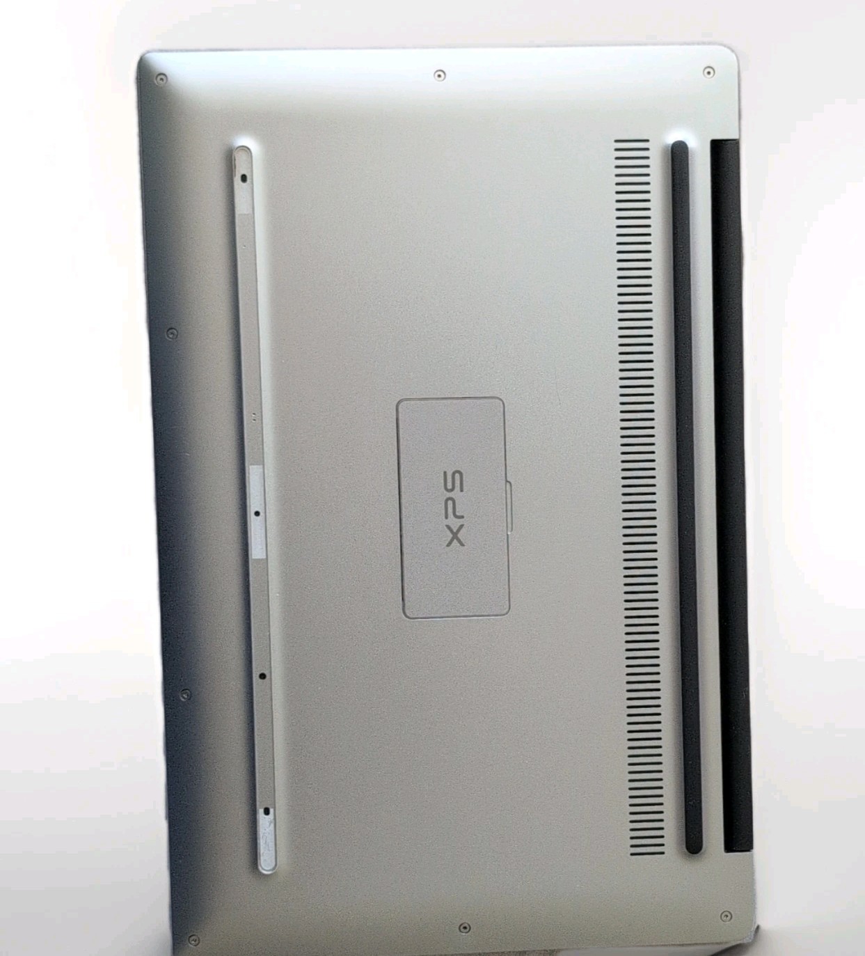 Dell XPS Silver Laptop USB HDMI Ethernet Built-in Webcam Casual Computing